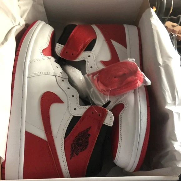 Air Jordan by Nike 1 Retro High OG Heritage White Red Black SZ. 10 - Picture 12 of 13